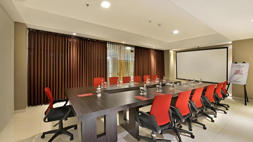 Travello Hotel Bandung Ngoại thất bức ảnh