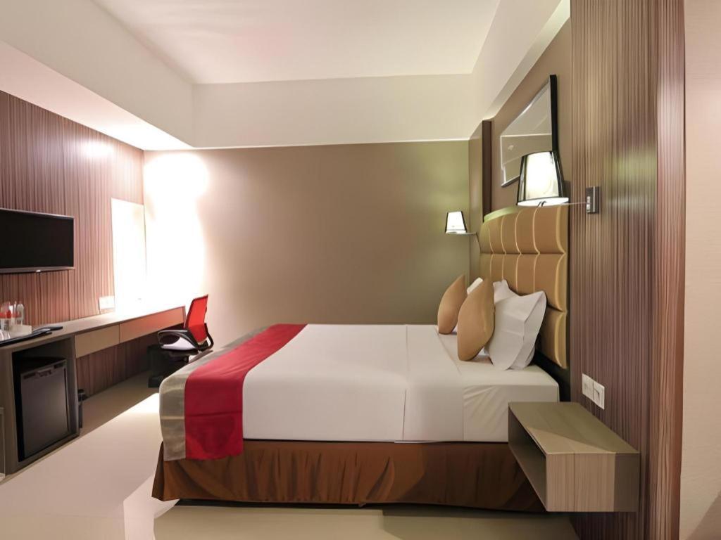 Travello Hotel Bandung Ngoại thất bức ảnh