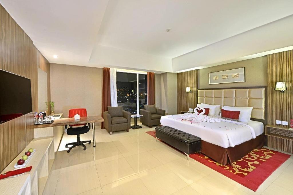 Travello Hotel Bandung Ngoại thất bức ảnh