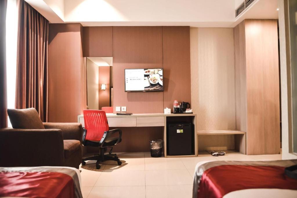 Travello Hotel Bandung Ngoại thất bức ảnh