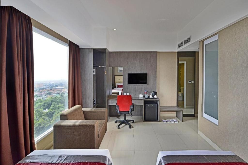 Travello Hotel Bandung Ngoại thất bức ảnh